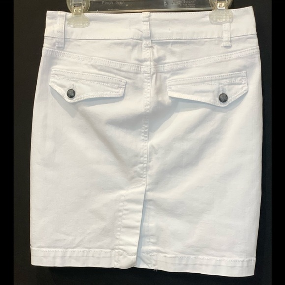 White Nautical Mini Skirt Sailor-Style Button Front Panel & Large Silver Buttons - Picture 3 of 3